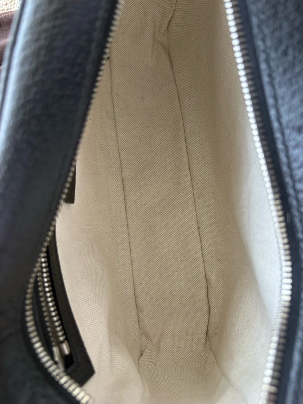 GUCCI Black Leather Travel Pouch